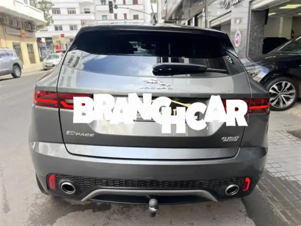 جاكوار إي بيس