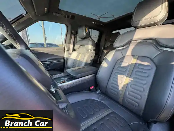 rivian r1 t كهربائية موديل 2023 السعر 160,000 درهم الممشى 58,000...