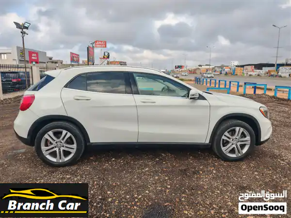 امتلك الفخامة: مرسيدس GLA 250 4MATIC 2015 | وارد أمريكي نظيف | طرابلس
