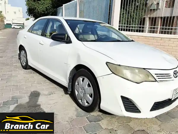 فرصة لا تعوض: تويوتا كامري 2014 مستعملة للبيع بسعر 1300...
