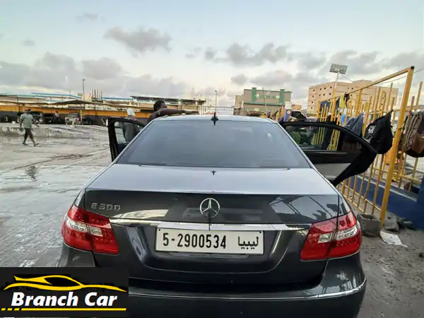 مرسيدس E300 2011 فاخرة ونظيفة جداً للبيع في طرابلس | رقم 1 بمواصفات كاملة