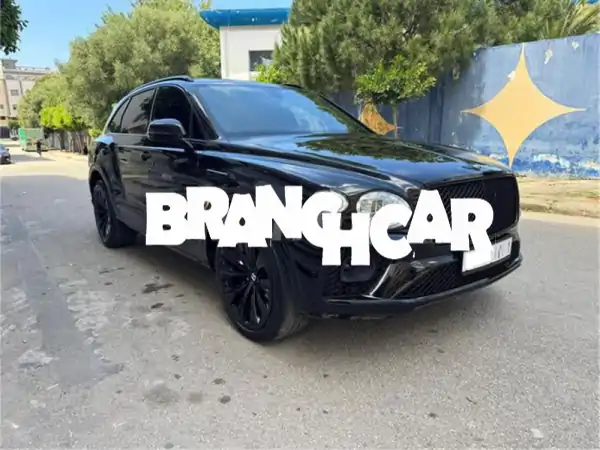 بنتلي بنتೈগা V8 بنزين