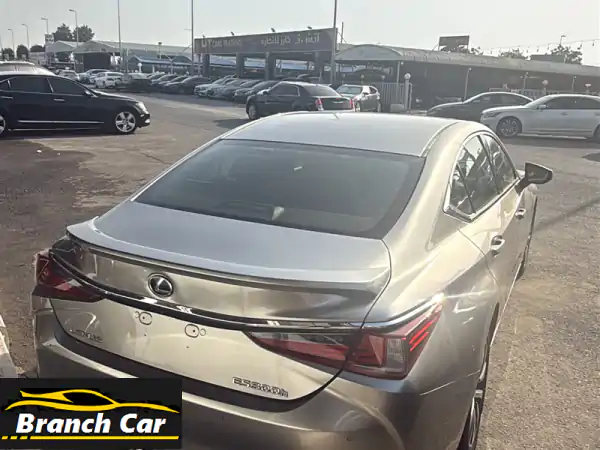 لكزس ⁦es300⁩ هايبرد ⁦hybrid⁩