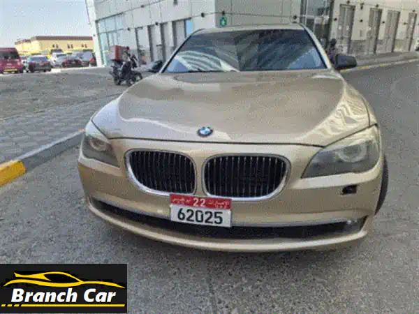 فرصة ذهبية في أبوظبي: بي إم دبليو 740 Li 2010 خليجي بحالة ممتازة!