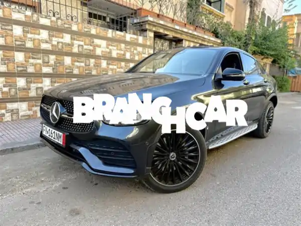 مرسيدس GLC 300 de هايبرد ديزل 2021: فخامة، كفاءة،...