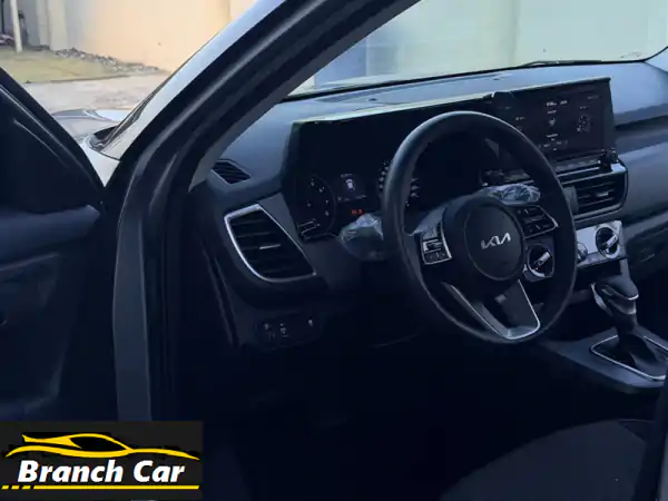 فرصة لا تعوض: كيا سيلتوس 2023 خليجي للبيع بالشارقة - SUV عائلية فاخرة!
