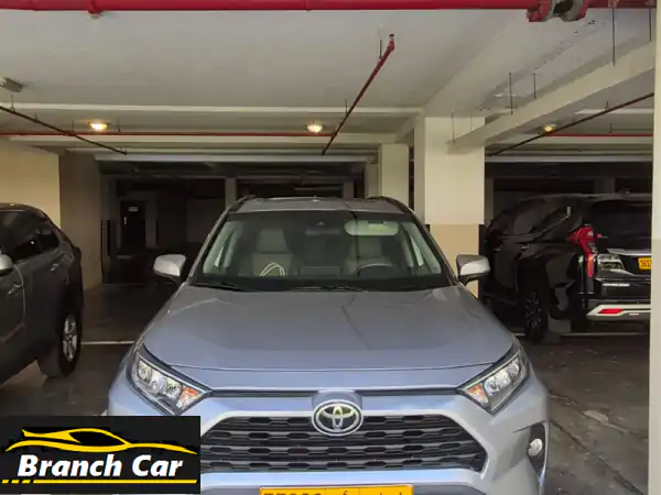 فرصة مميزة: تويوتا RAV4 XLE 2020 فضية (FWD) نظيفة - 86 ألف كم...