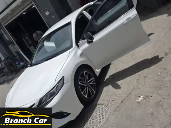 تويوتا كامري SE 2019 للبيع في عمان - وارد الوكالة،...
