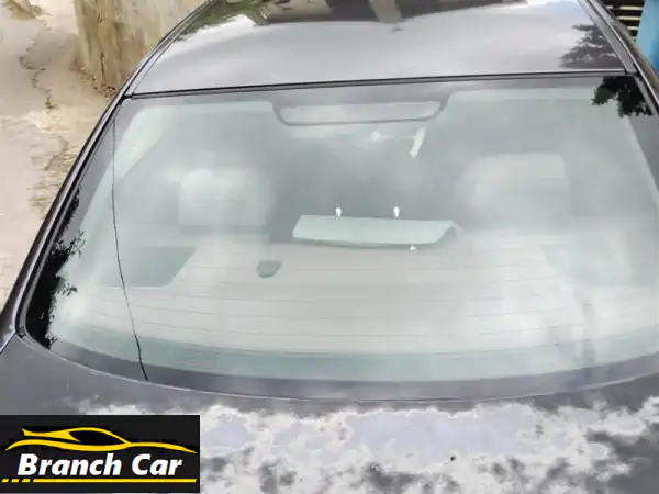 فرصة استثنائية في عاليه: BMW 318 موديل 2006 بلون أخضر زمردي جذاب - أناقة وأداء بسعر مميز!