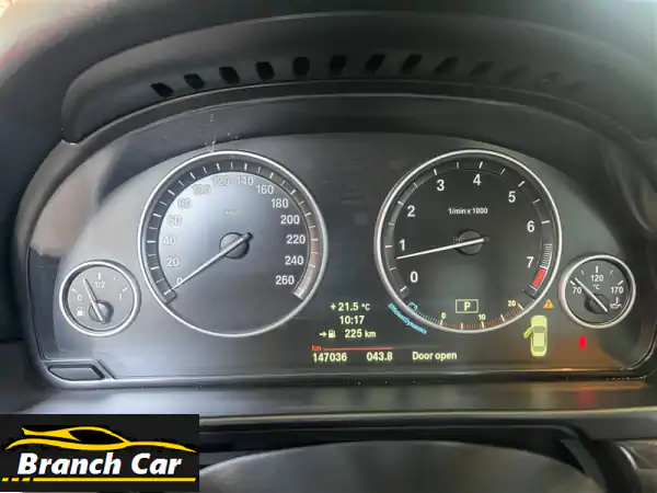 للبيع: BMW 528i Luxury 2014 - فخامة استثنائية بحالة الوكالة...