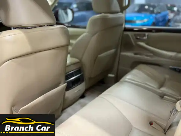 امتلك الأسطورة: لكزس LX 570 أحمر 2008 - فخامة 8 سلندر، كامل المواصفات، تأمين لغاية 2027!