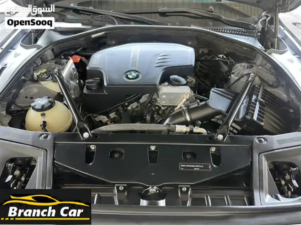 للبيع: BMW 528i Luxury 2014 - فخامة استثنائية بحالة الوكالة في حولي
