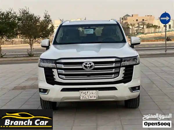 تويوتا GXR 2024 أبيض (32 ألف كم) بالرياض | كاش فقط | معرض...