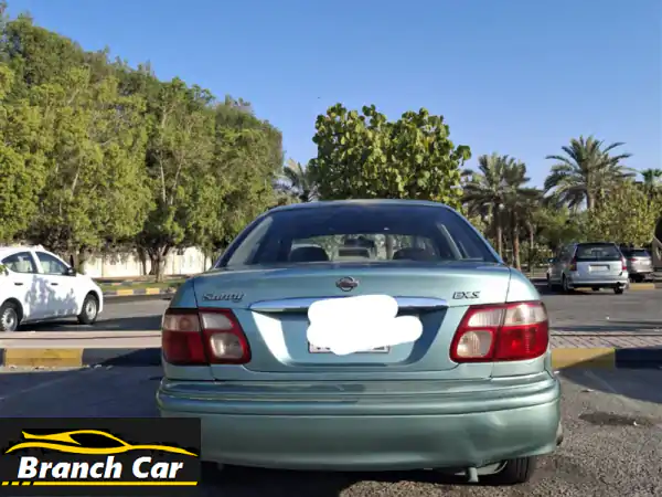 Nissan sunny 2002 model
