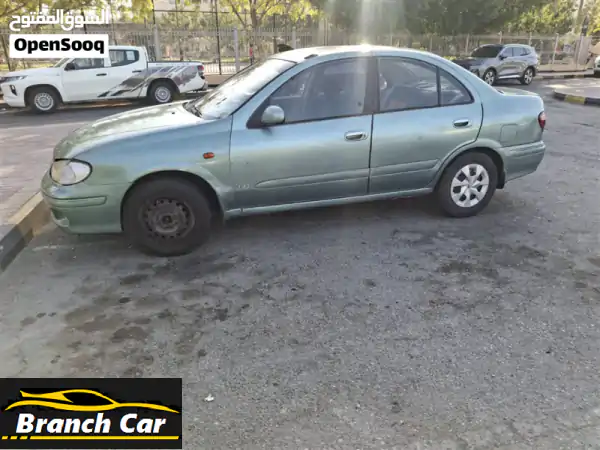 Nissan sunny 2002 model