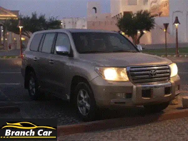 سيارة لاند كروزر 2010 للبيع. السعر 59000 (قابل...