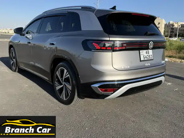 VW ID.6 Cross Pro 2024 للبيع في عمان - بطارية عملاقة 84KW ومدى 550كم! مالك أول وتحت الكفالة