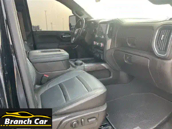 للبيع GMC HD دينالي 6.6L فاخرة | ضمان الوكالة | 19 ألف كم فقط | فل أوبشن | الإمارات