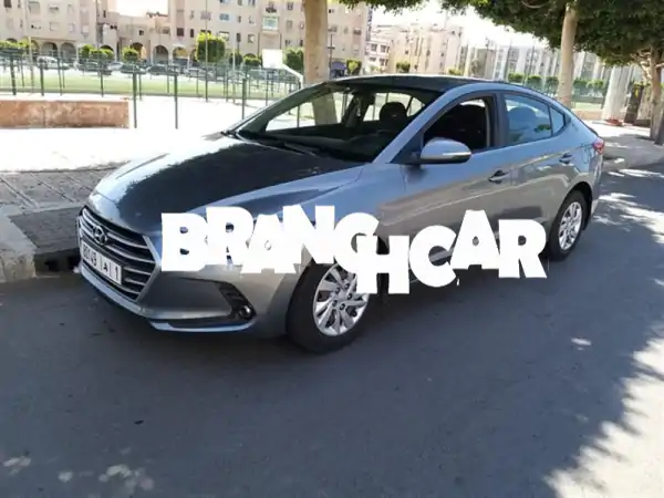 Hyundai Elantra Diesel Automatique 2018 à Rabat