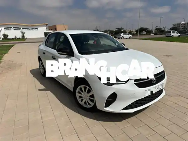 Opel Corsa Essence Manuelle 2021 à Agadir