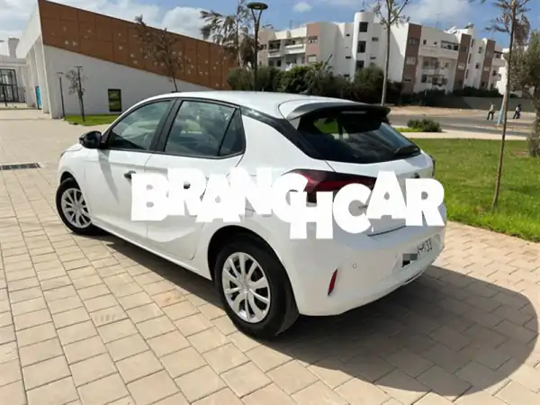 Opel Corsa Essence Manuelle 2021 à Agadir