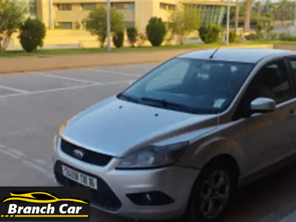 Ford Focus 4 portes 2010 Focus 4 portes