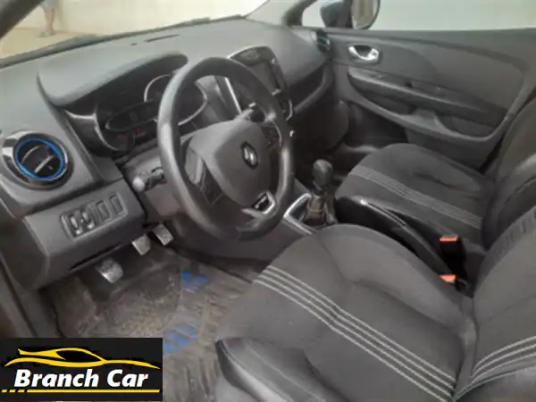 Renault Clio 220112