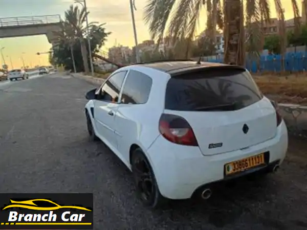 Renault Clio 220112