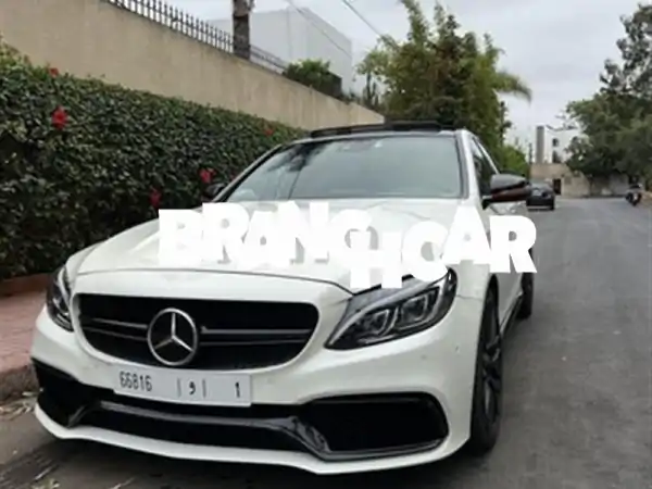 مرسيدس AMG C63 S 2015 -  فرصة ذهبية!  (100,000 كم فقط)