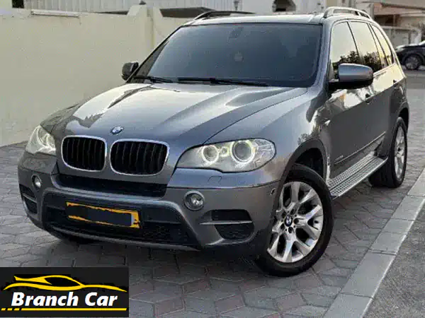 BMW X5 2012 - نظيفة جداً، فرصة ذهبية! (سفر عاجل)