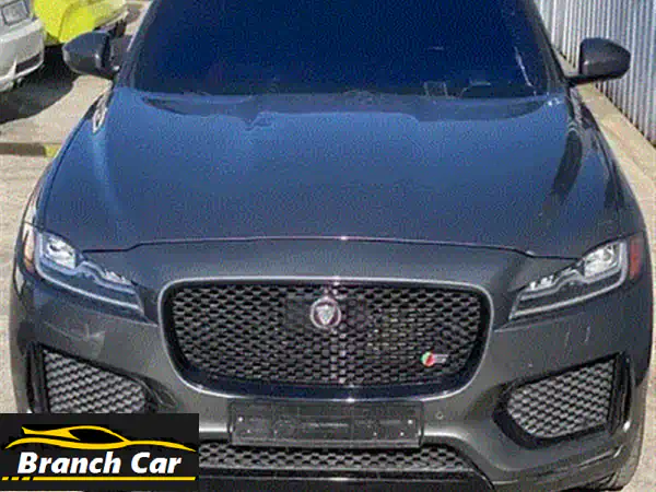 جاكوار F-Pace 2017 -  فخامة وعملية بسعر لا يُقاوم! (رمادي، وسائد هوائية)