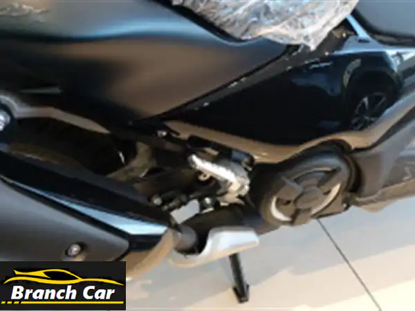 YAMAHA TMAX TECH MAX 2023