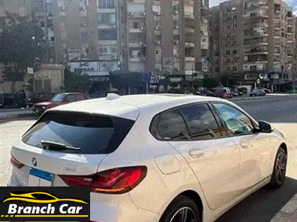 BMW 118i 2024 - جديدة كلياً! ضمان 5 سنوات، صيانة مجانية، كيلومترات قليلة!