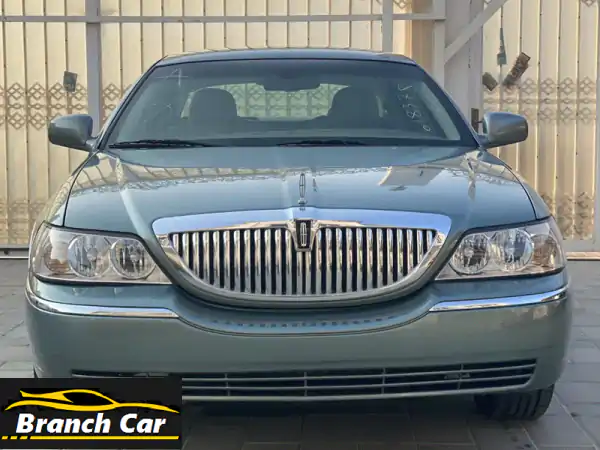 لنكن صريحين: سيارة Lincoln Signature Large 2006 بحالة ممتازة...