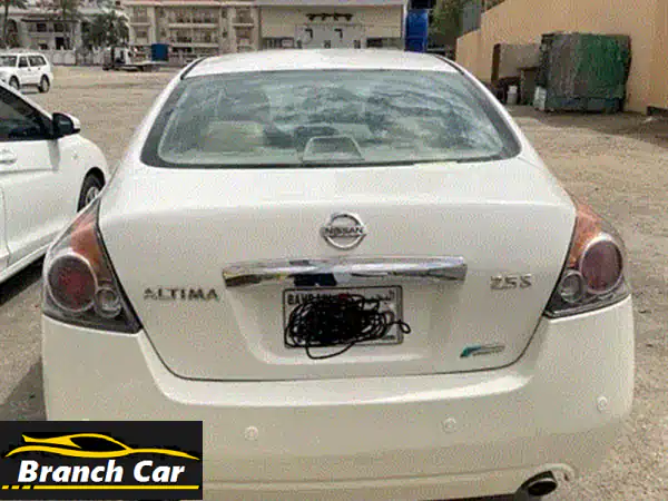 Altima 2012,114 k km. No accident. Well maintained.