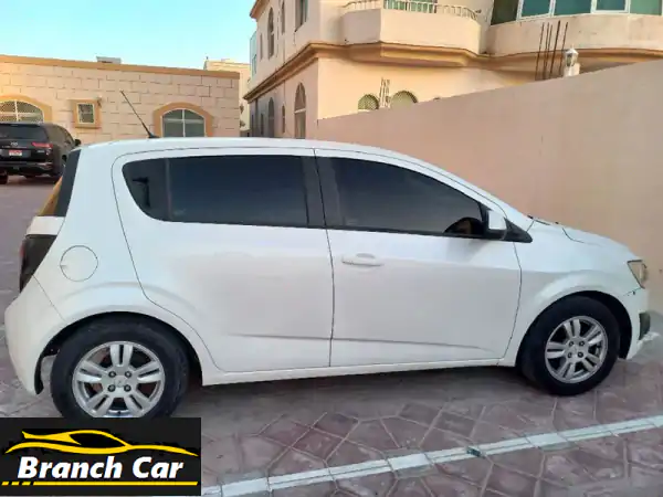 سيارة شفروليه في أبوظبي سونيك للبيع موديل 2014 بسعر 10000 درهم قابل للتفاوض