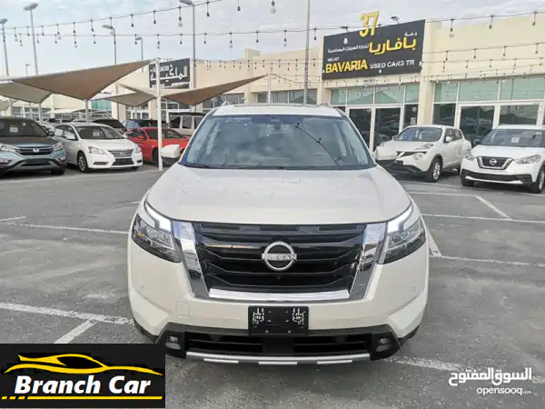 Nissan Pathfinder Sl 4x4 Full option Model 2023 Canada Specifications Km 7000 Price 148.000 Wahat B