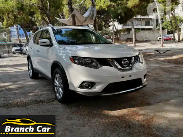 . Nissan Rogue 2016 white 4 cyl AWD  panoramic