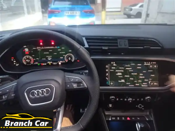 Audi Q320234 motion