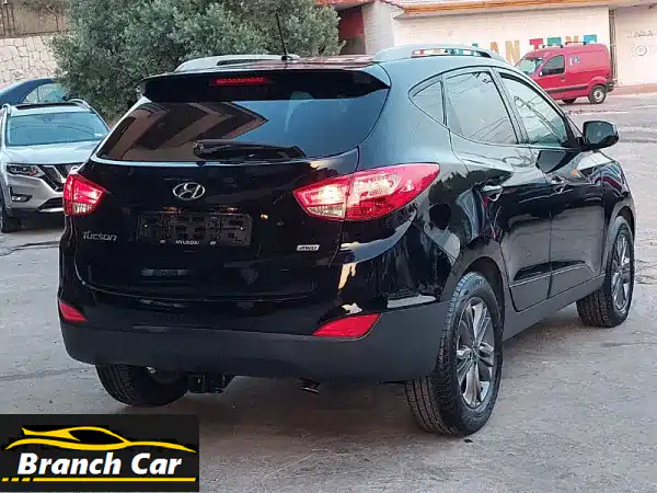 Hyundai Tucson 2015 clean carfax ajnabe super clean