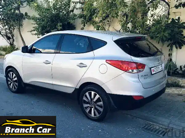 Hyundai Tucson 2013 limited 4 WD 2.4 excellent condition family use