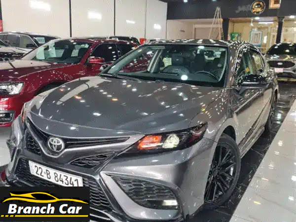 Toyota Camry SE 2021