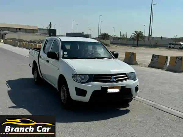 mitsubishi l200/2015 (white) mileage 96100 km, basic option transmission type manual, 4 cylinders, .