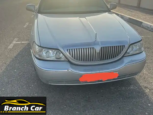 للبيع lincoln town car 20074.6v8 محرك نظيف بحالة جيده مسرفس...