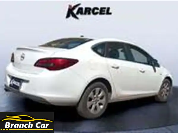 Opel Astra 2021 الفئة الاولى