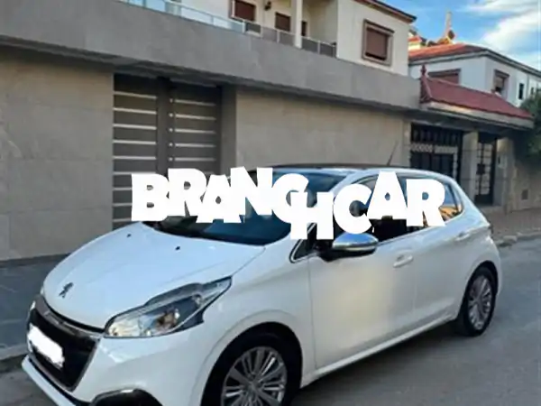 Peugeot 208 Diesel Manuelle 2019 à Tanger