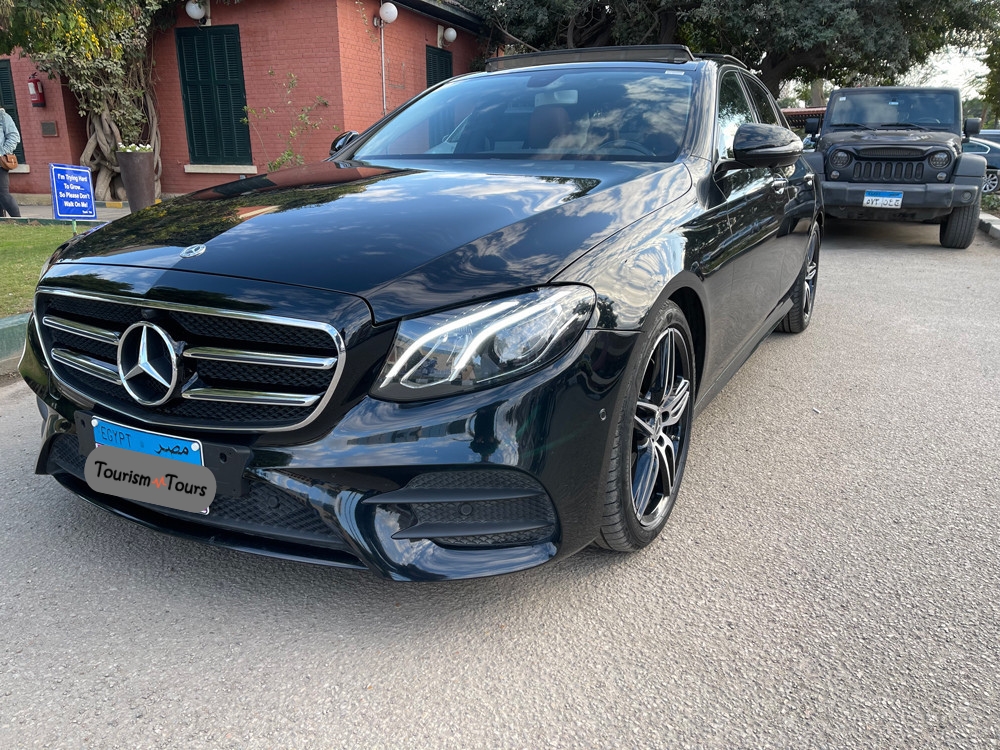 إيجار مرسيدس E200 من تورزم تورز 
