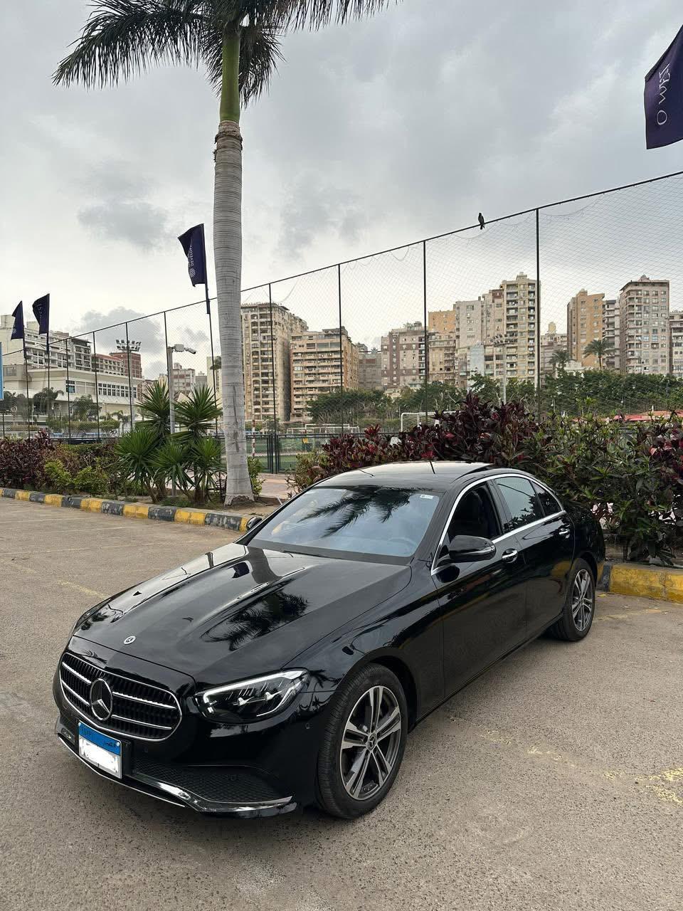 تأجير مرسيدس E200 من تورزم تورز - الفخامة والأناقة في...