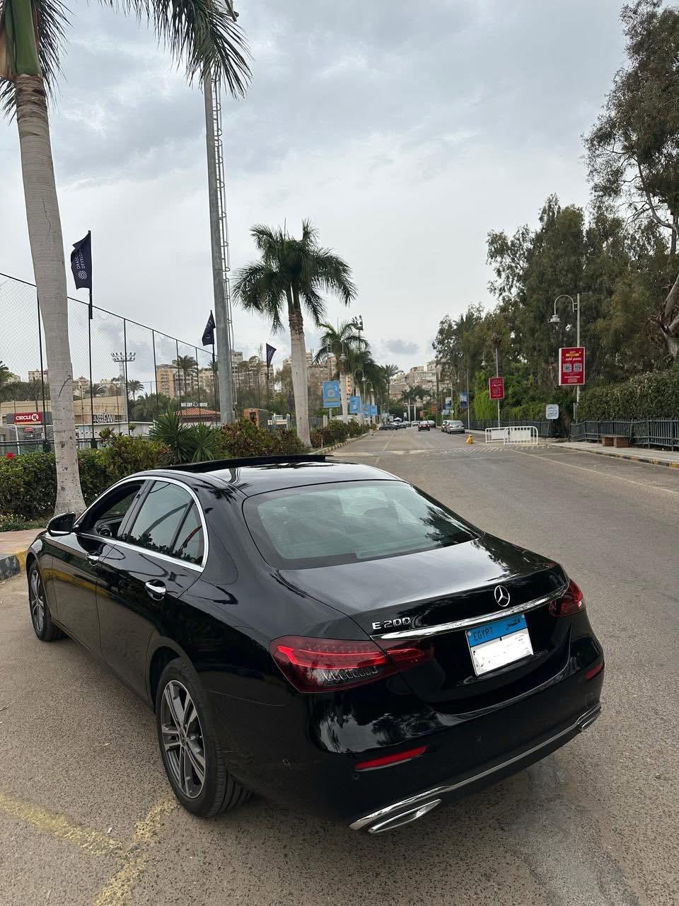 تأجير مرسيدس E200 من تورزم تورز