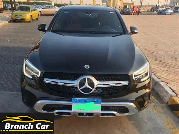مرسيدس GLC300 2020 سوداء مميزة: فخامة وأداء (58 ألف كم فقط!)